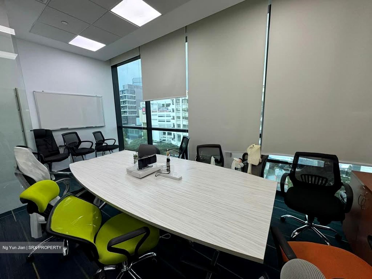 Vision Exchange (D22), Office #613114381